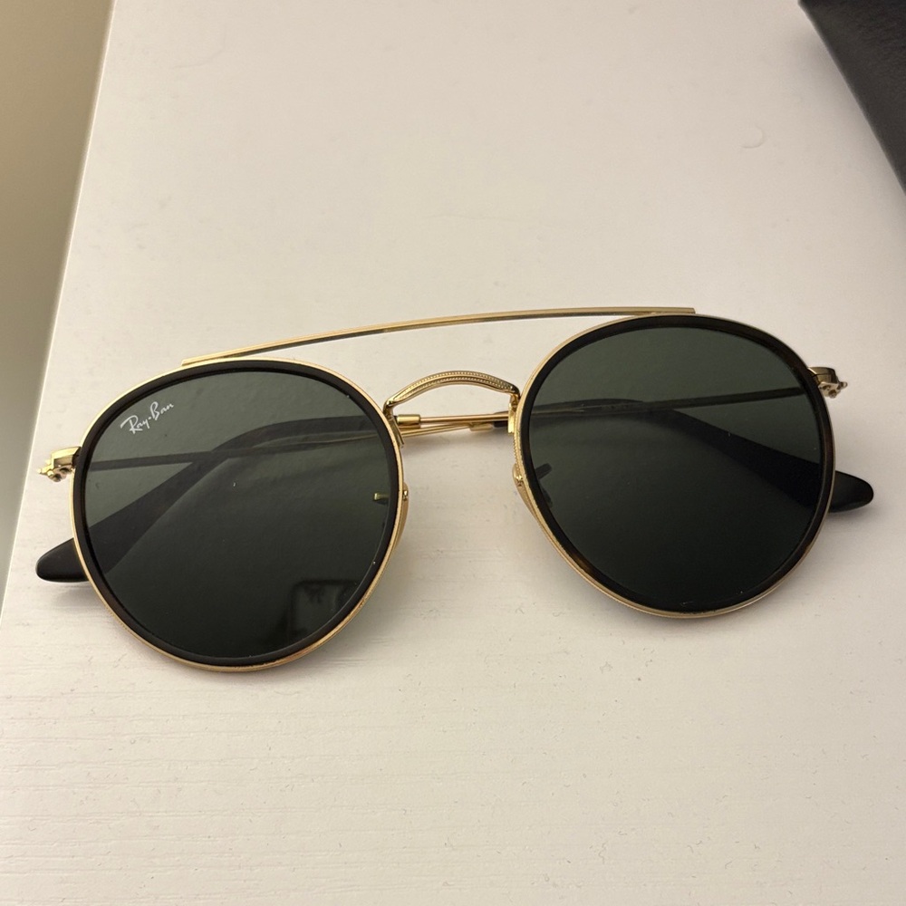 Ray-Ban Gold Frame Sunglasses with Dark Lenses